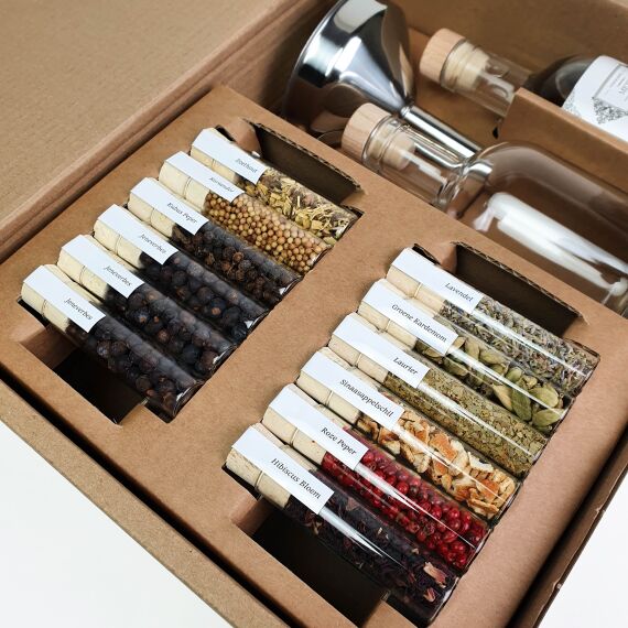 Make your own gin - Vintage bird - Sfeerbeeld 6