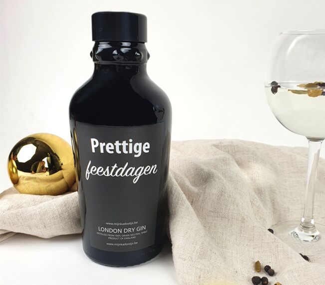 Gin cadeau Kerst - Bulldog gin personaliseren - Sfeerbeeld 1