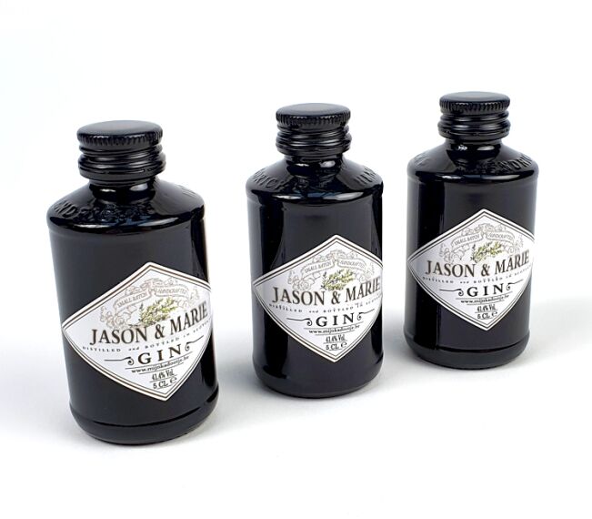 Mini Hendricks gin met naam - Bedankje huwelijk - Sfeerbeeld 1