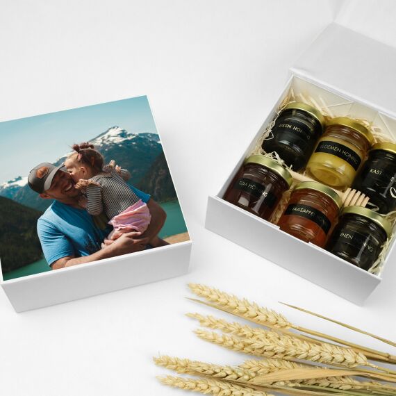 Gepersonaliseerde honing giftbox - Met foto - Sfeerbeeld 1