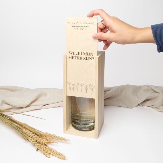 Houten kistje - Gin cadeau - Meter of peter vragen - Sfeerbeeld 2