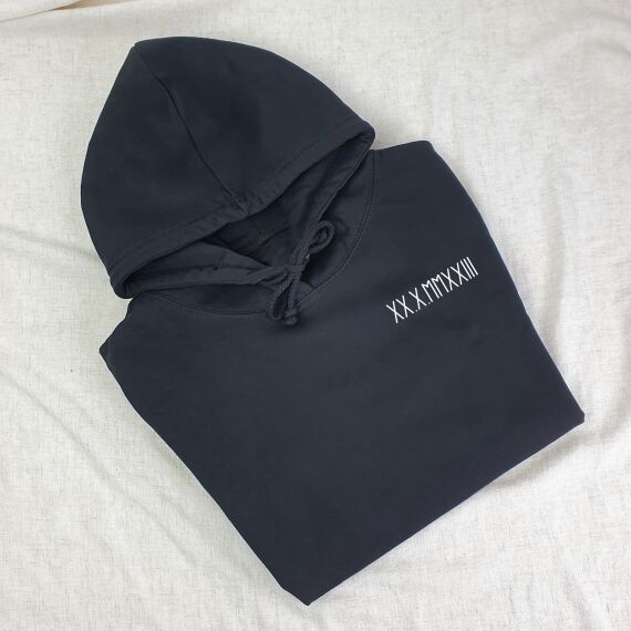 Trui met datum Romeinse cijfers - Sfeerbeeld 1