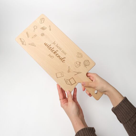 Gepersonaliseerde tapasplank - Cadeau voor juf - Sfeerbeeld 2